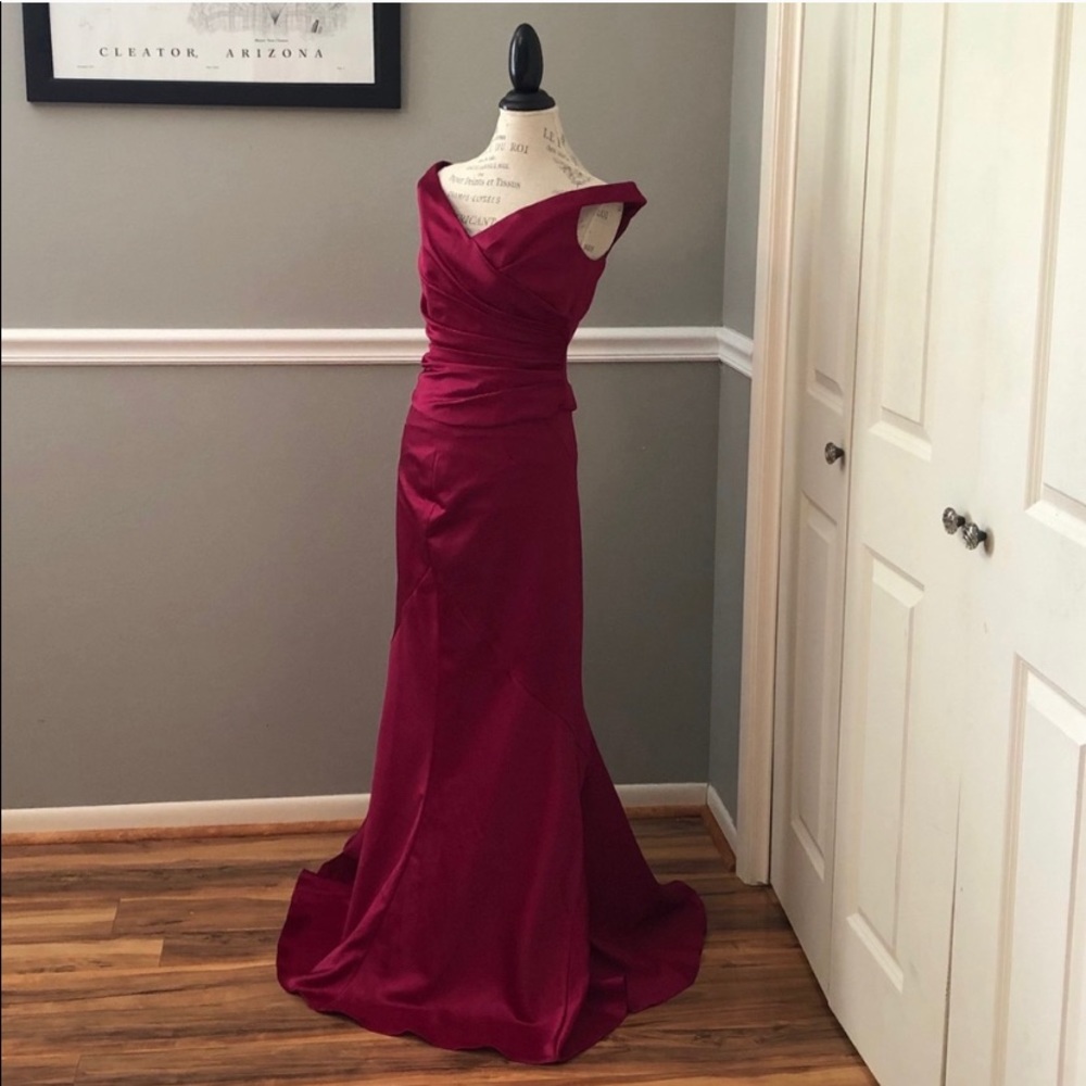 Beautiful Mother of the Bride Evening Gown